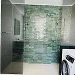 Aday - 2 Bedroom With Patio Apartment *