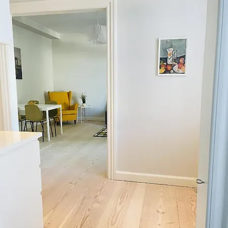 Aday - 2 Bedroom With Patio *