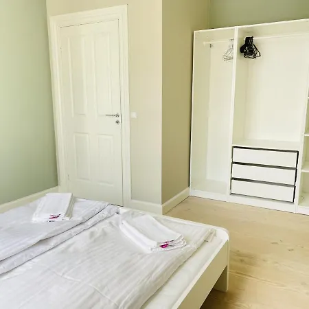 Aday - 2 Bedroom With Patio *