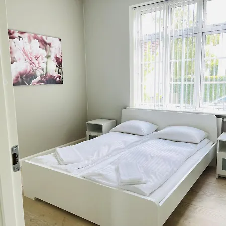 Aday - 2 Bedroom With Patio