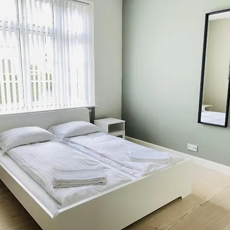 Aday - 2 Bedroom With Patio Apartment Aalborg