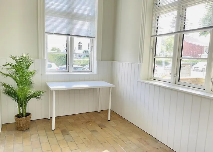 Aday - 2 Bedroom With Patio Lejlighed Aalborg